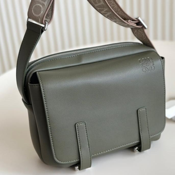 XS MILITARY MESSENGER 23 BAG IN DARK KHAKI GREEN CALFSKIN mysite
