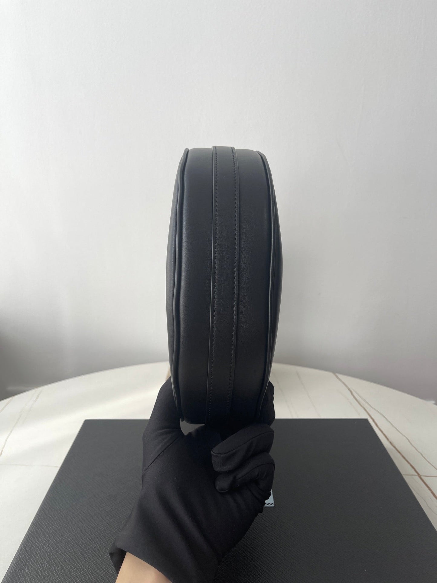 PRA ARQUÉ 22 SHOULDER BAG IN BLACK LEATHER mysite