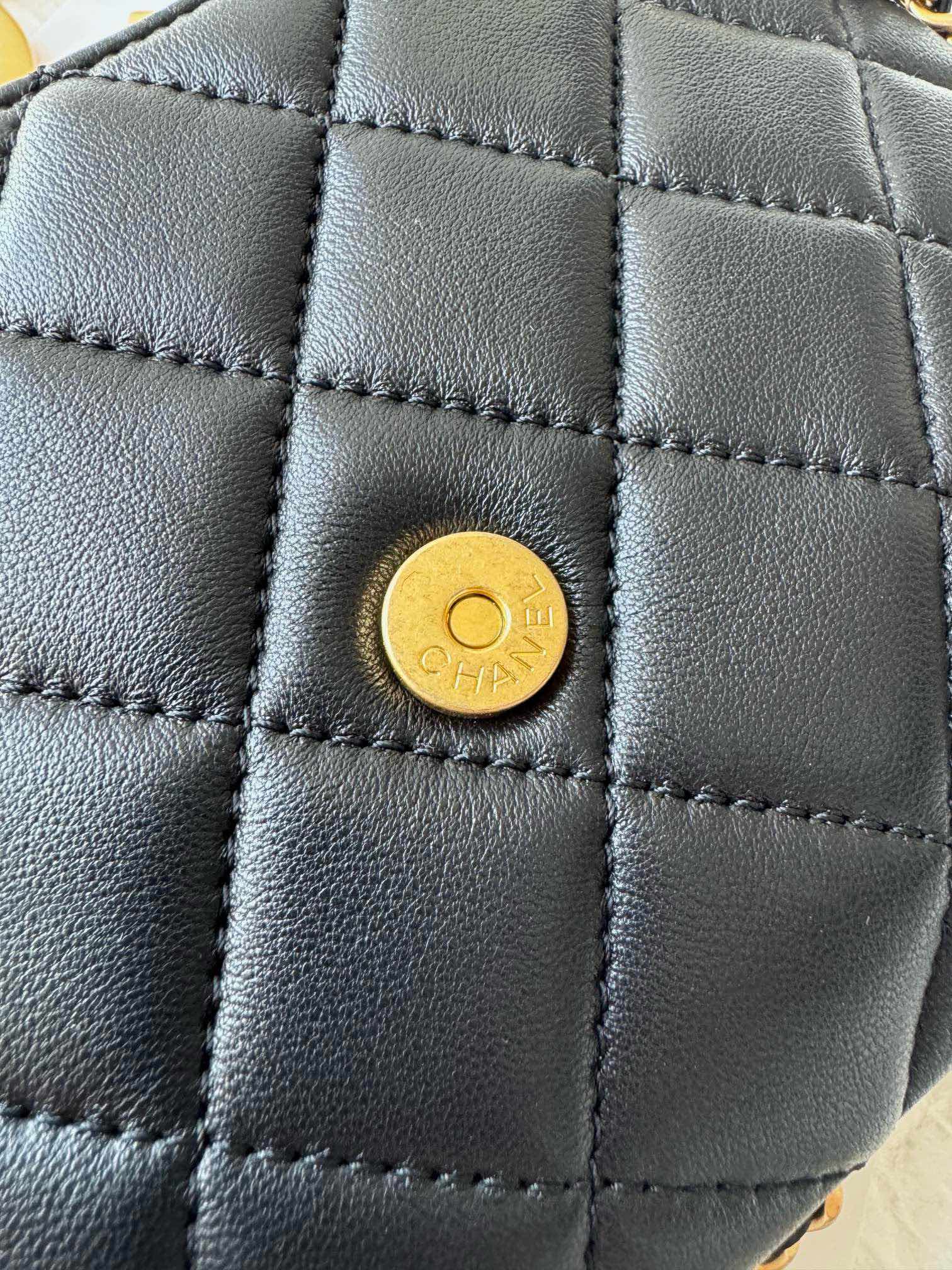 24c cc hobo bag 20cm black lambskin gold hardware mysite