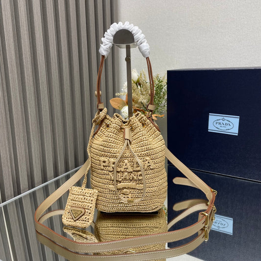 BUCKET BAG 20 IN BEIGE WOVEN RAFFIA EMBOSSED LOGO mysite