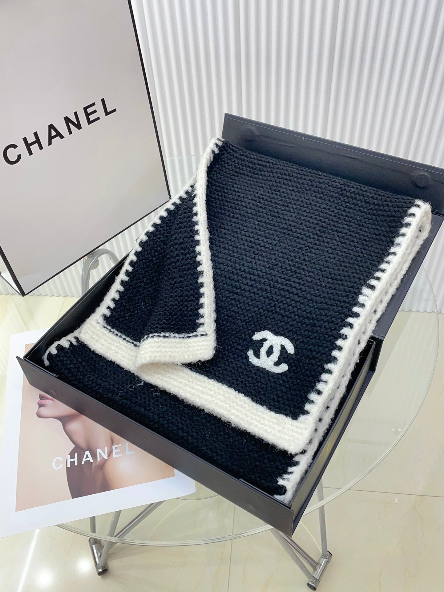 KNIT SCARF 200 CM IN BLACK CASHMERE WITH WHITE LOGO 383910 mysite