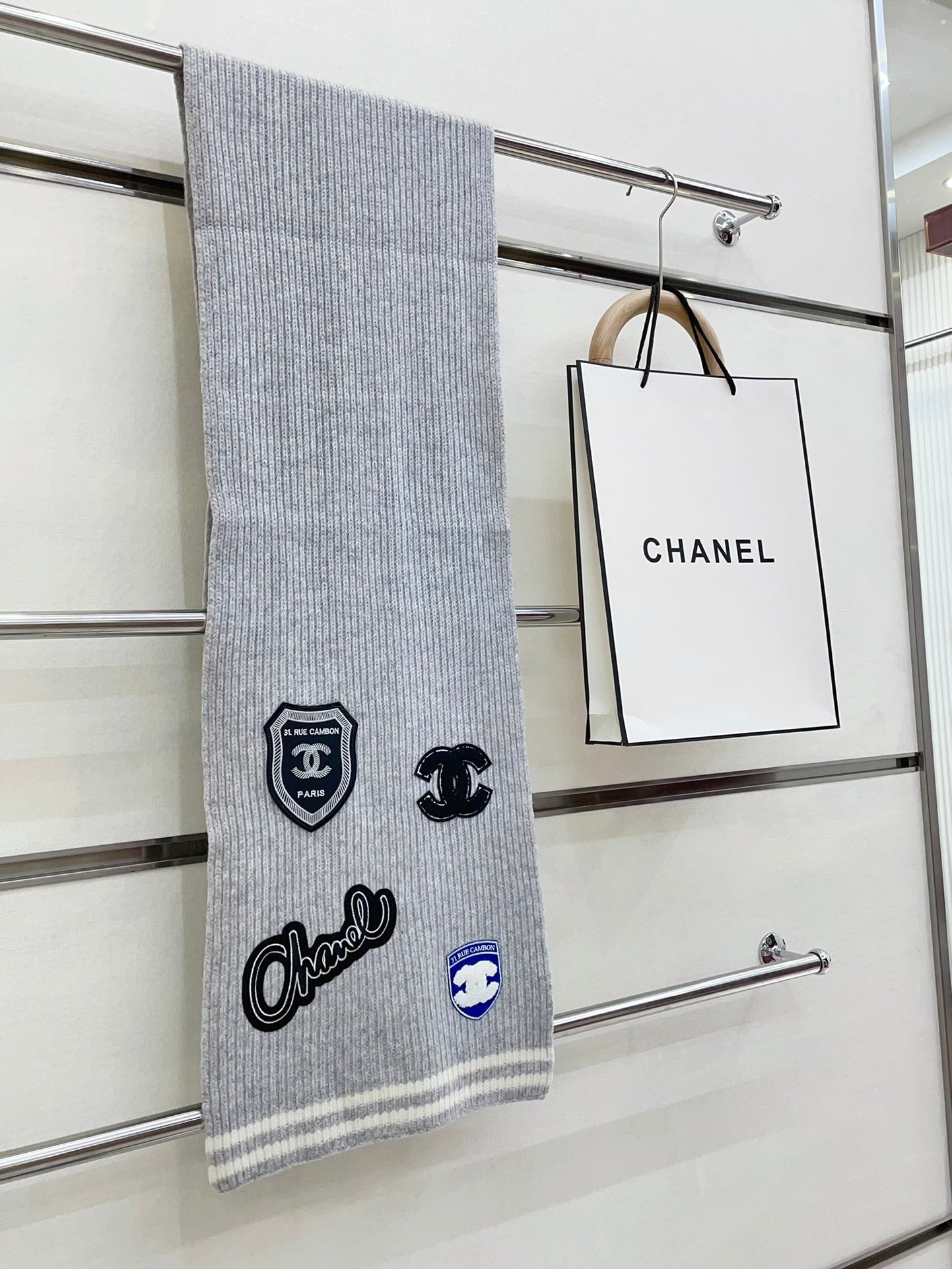SCARF 180 CM IN CLOUD GRAY PURE CASHMERE WITH STICKER 389999 mysite