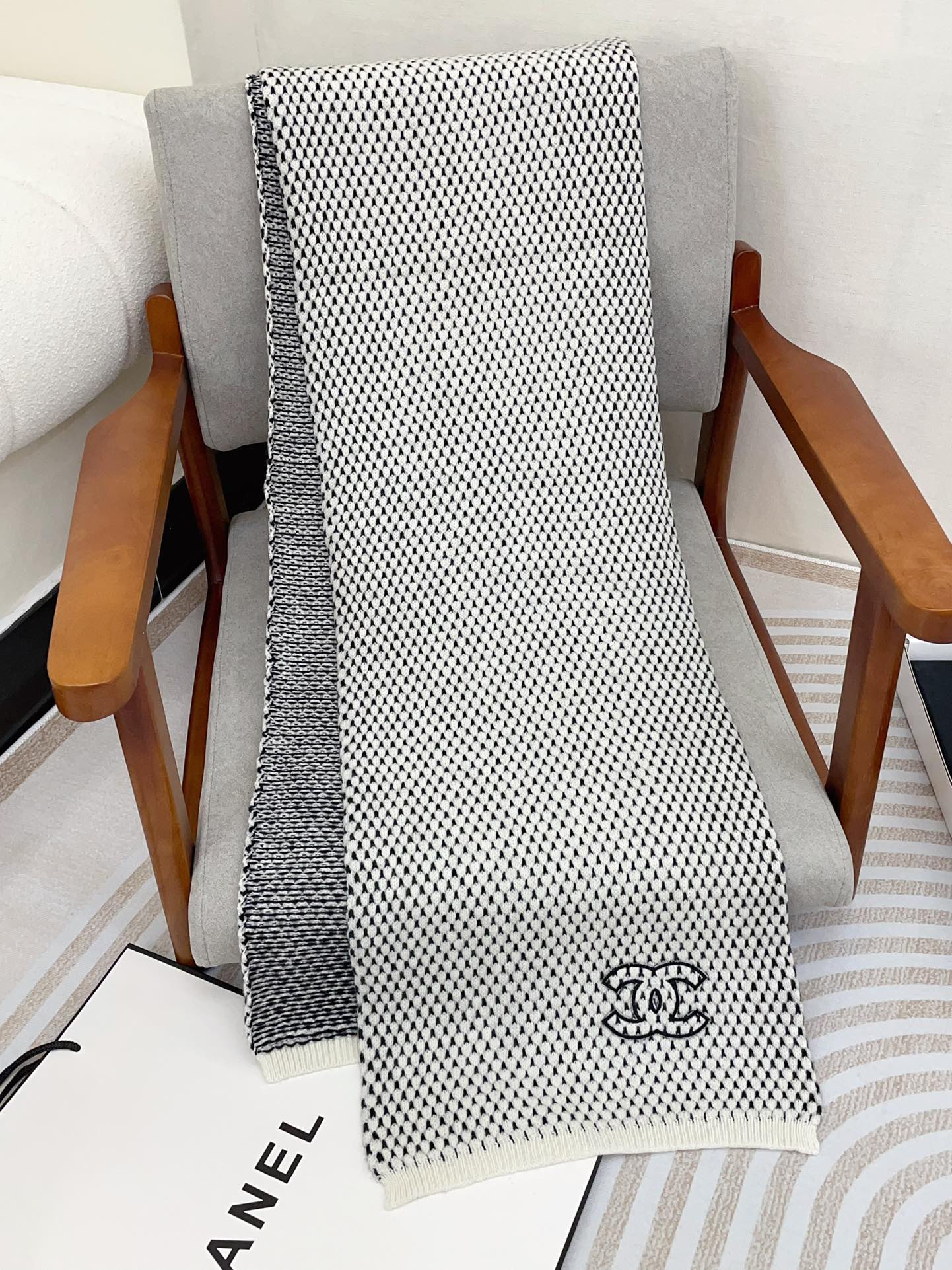 SCARF 180 CM IN WHITE MIX BLACK CASHMERE  394592 mysite