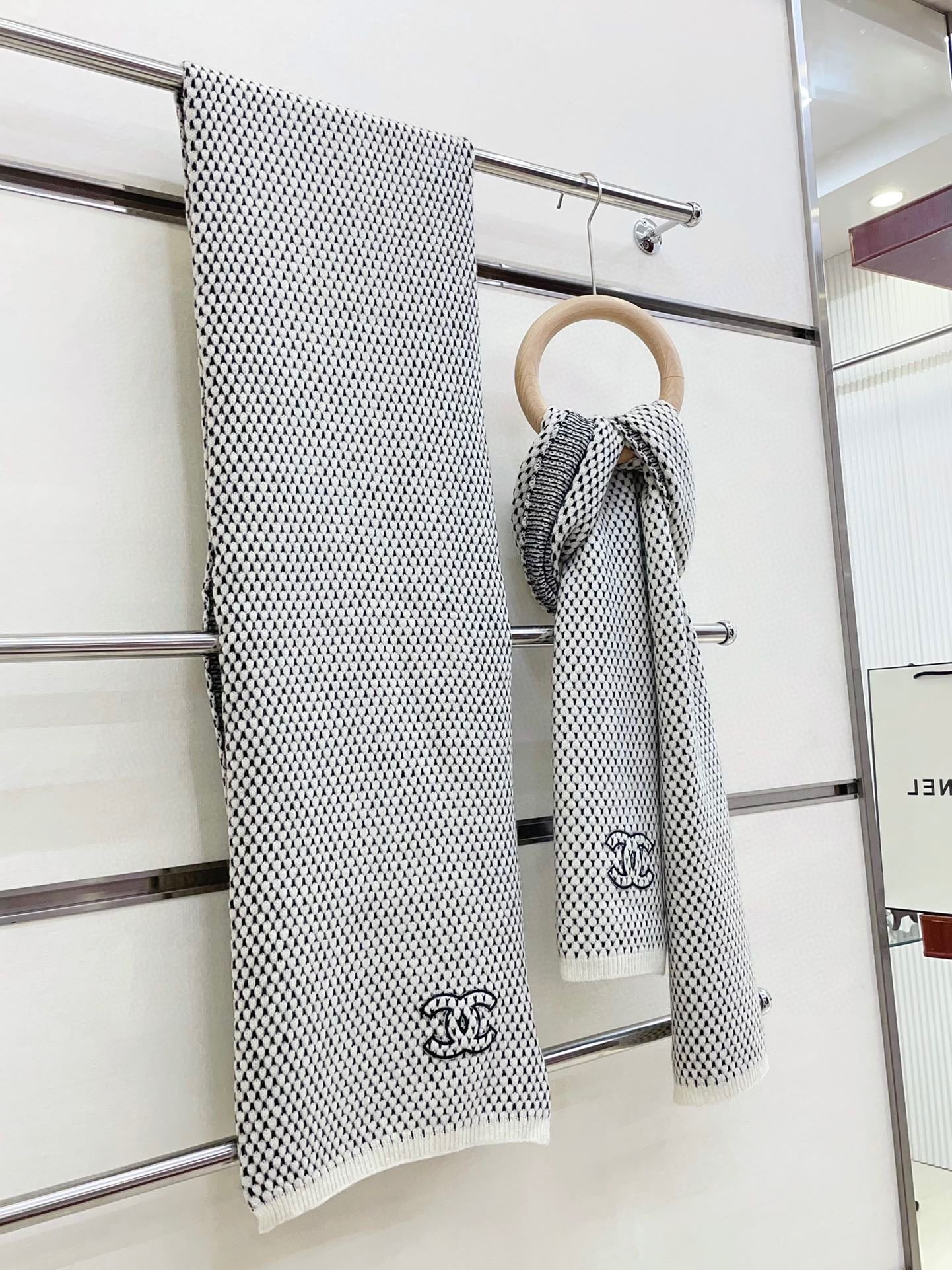 SCARF 180 CM IN WHITE MIX BLACK CASHMERE  394592 mysite