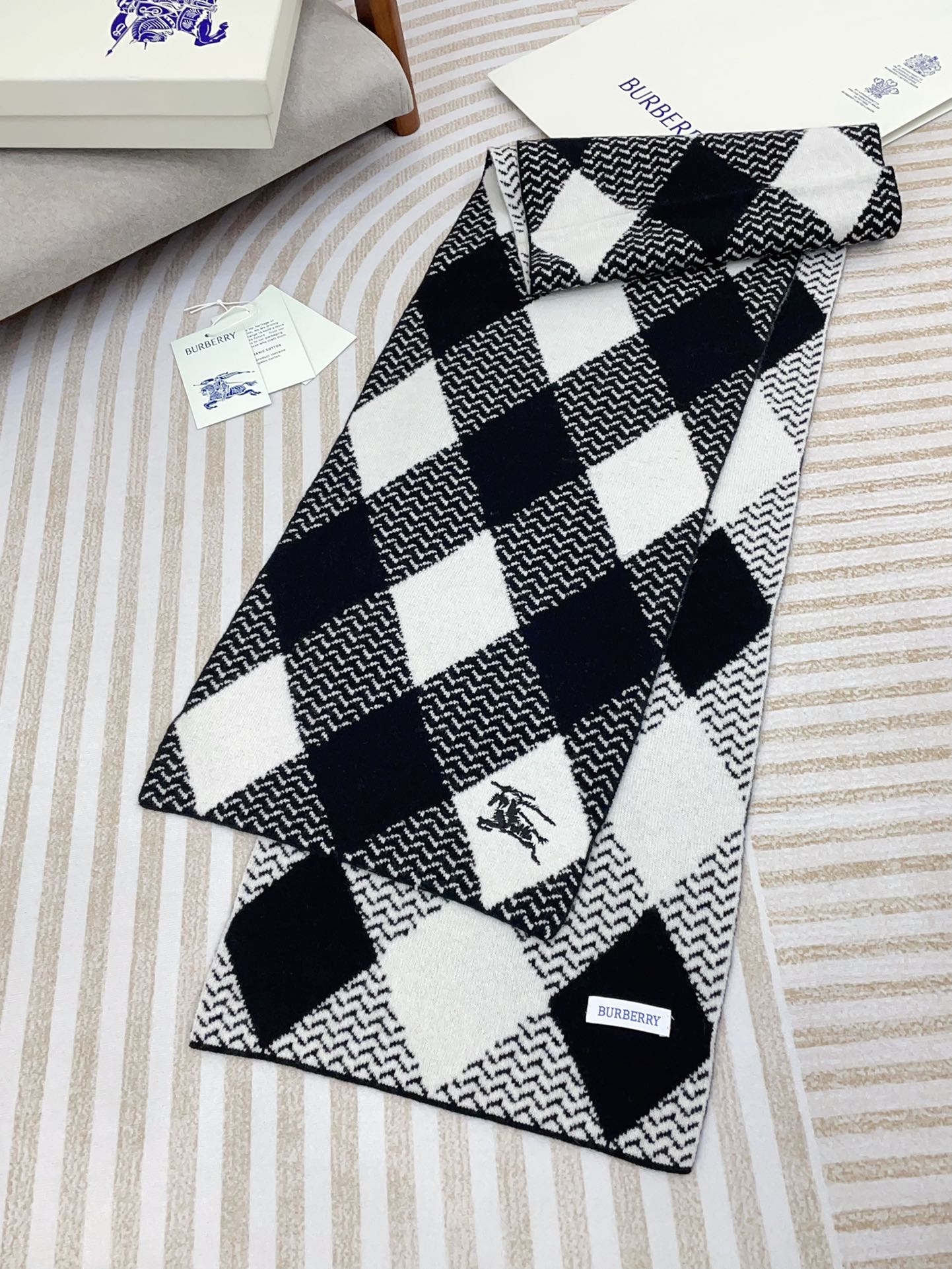 ARGYLE WOOL SCARF 190 CM BLACK MIX WHITE 394596 mysite