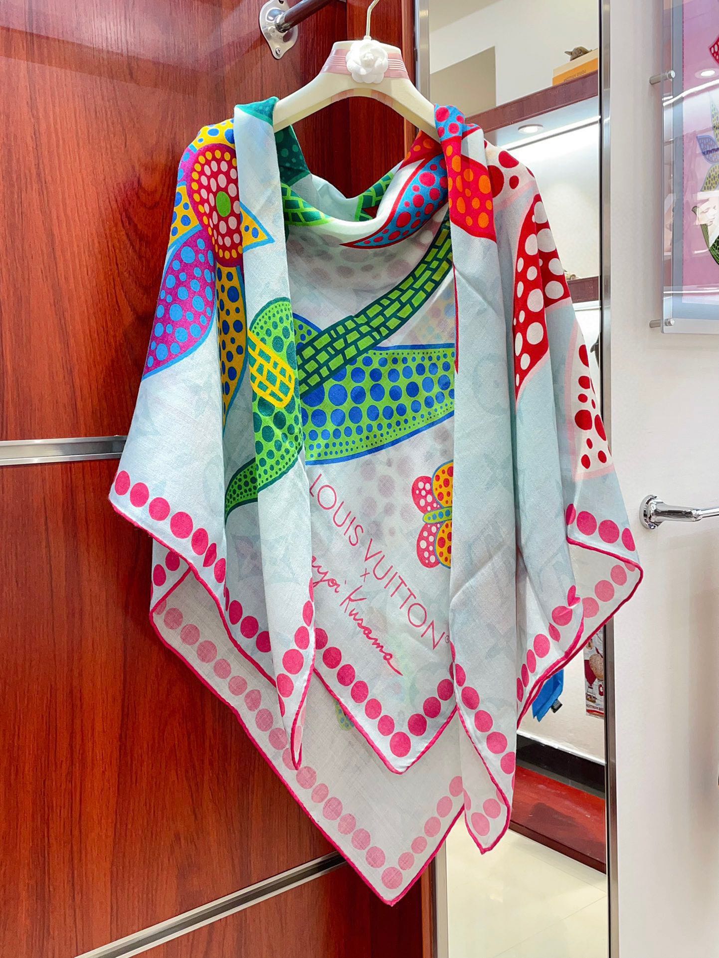 WISHUST SCARF 140 CM IN COLORFUL CASHMERE AND SILK 396237 mysite