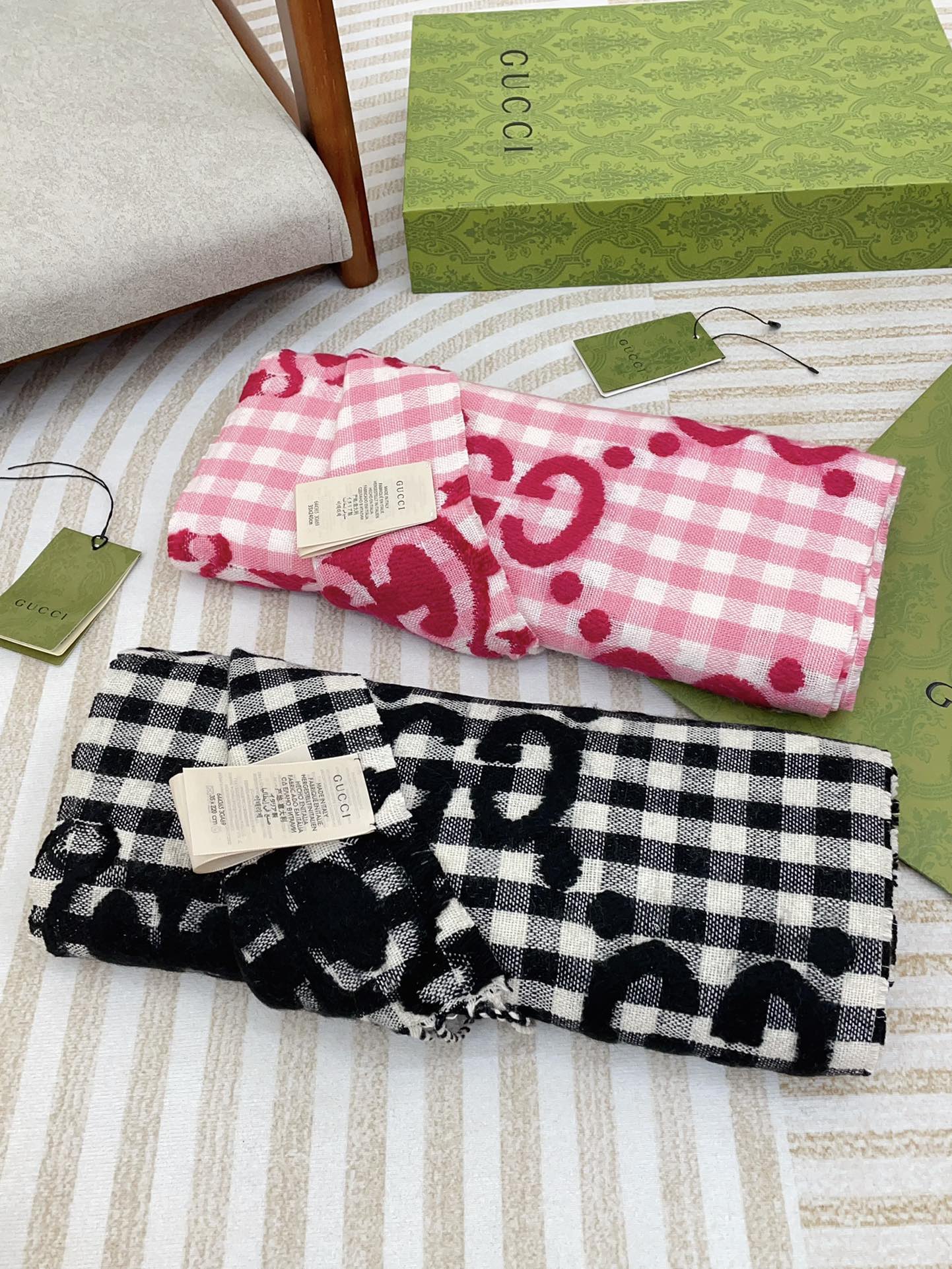 SCARF 220 CM IN BRIGHT PINK MIX WHITE WOOL 401164 mysite