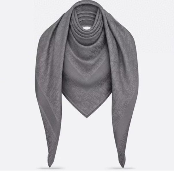 SQUARE SCARF 140 CM IN COOL GRAY WOOL AND SILK  408661 mysite