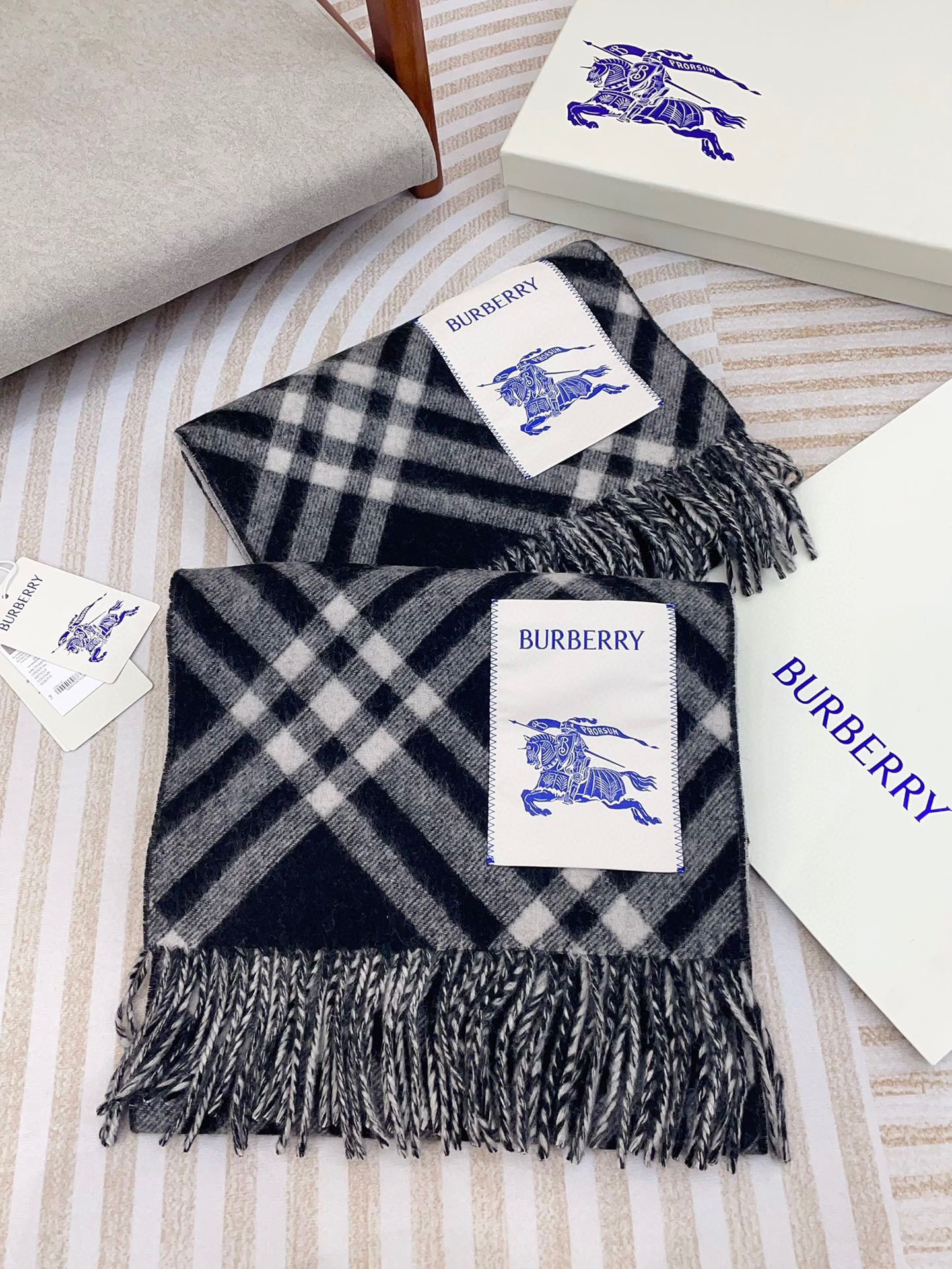 CHECK CASHMERE SCARF 168 CM BLACK MIX WHITE 410210 mysite