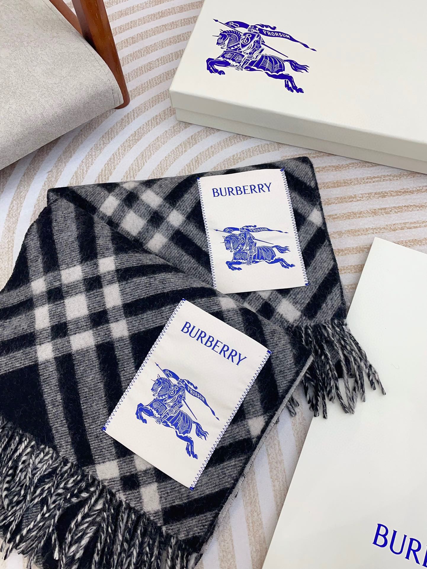 CHECK CASHMERE SCARF 168 CM BLACK MIX WHITE 410210 mysite