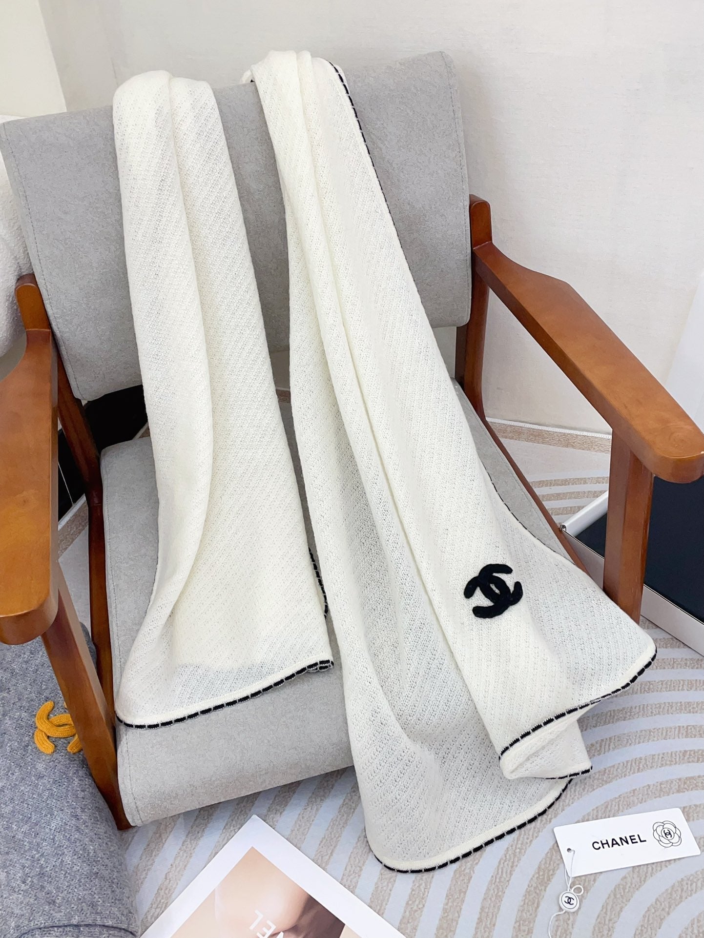 CC Scarf 190 CM In White Cashmere 419815 mysite