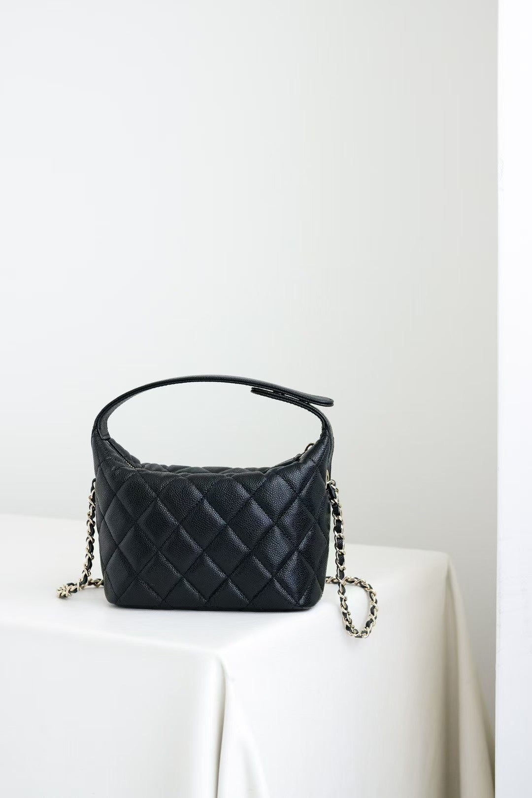 CC 25C Hobo Bag Black Caviar Calfskin Silver Hardware 243623 mysite