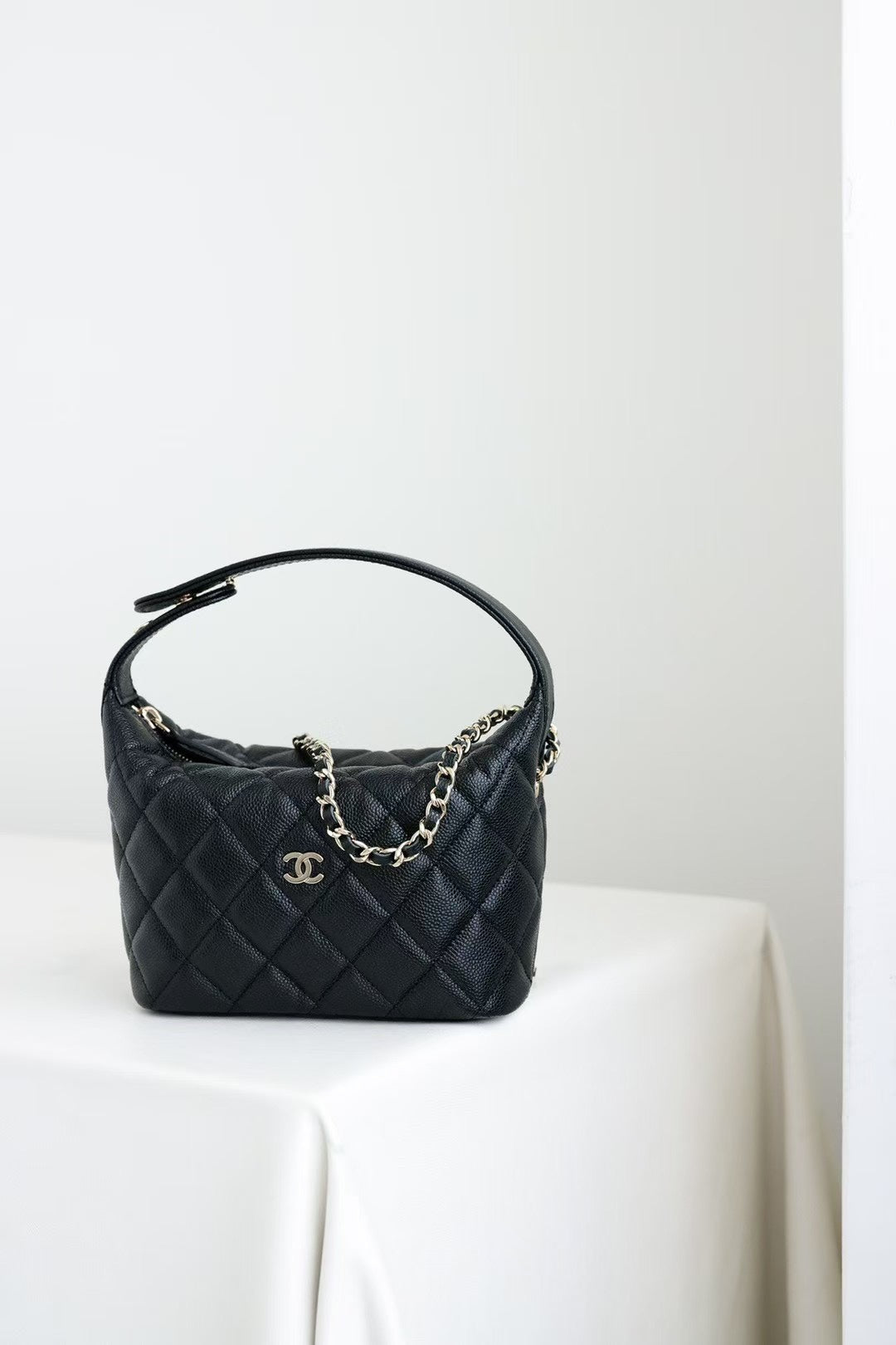 CC 25C Hobo Bag Black Caviar Calfskin Silver Hardware 243623 mysite