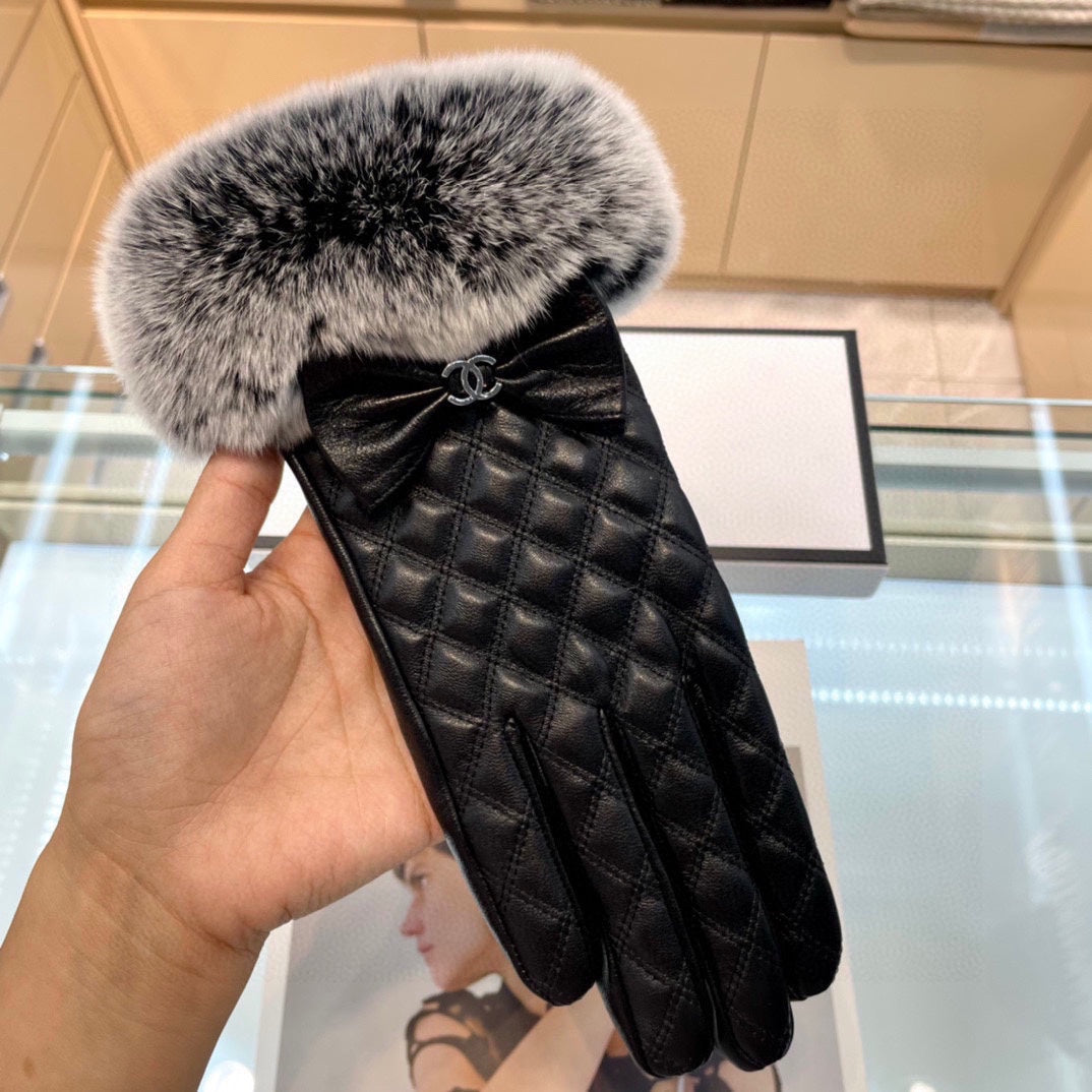 GLOVES IN BLACK LAMBSKIN WITH RABBIT FUR 463833 mysite
