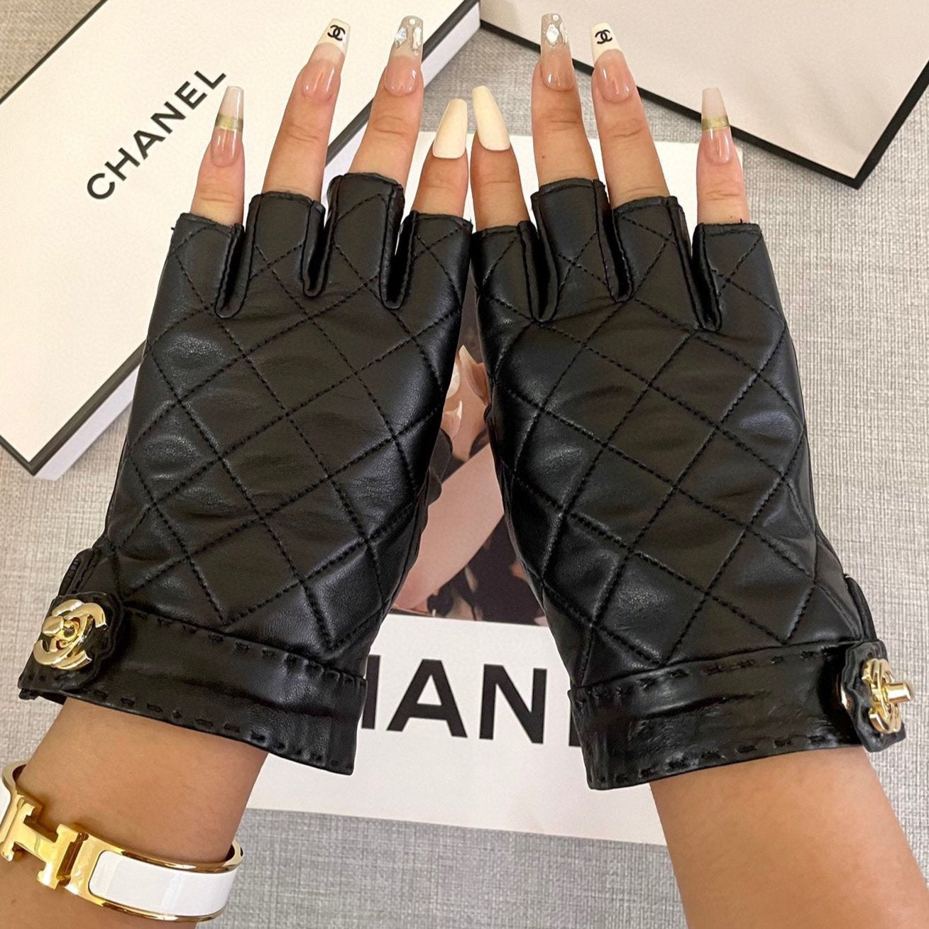 FINGERLESS GLOVES IN BLACK SHEEPSKIN 463845 mysite