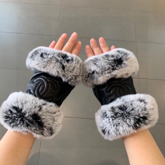 SHORt-STYLE GLOVES IN BLACK SHEEPSKIN AND RABBIT FUR 463852 mysite