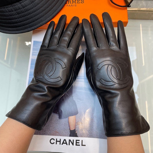 GLOVES IN BLACK LAMBSKIN 463840 mysite