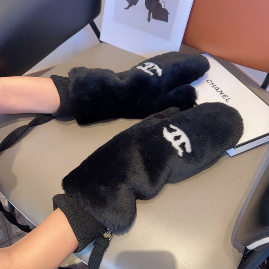 GLOVES IN BLACK RABBIT FUR AND LAMBSKIN 456405 mysite