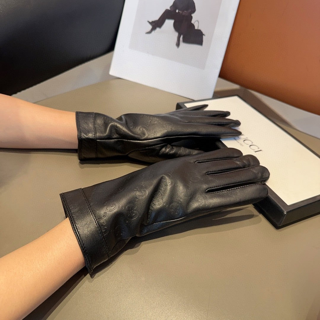 GLOVES IN BLACK EMBOSSED LAMBSKIN 423484 mysite