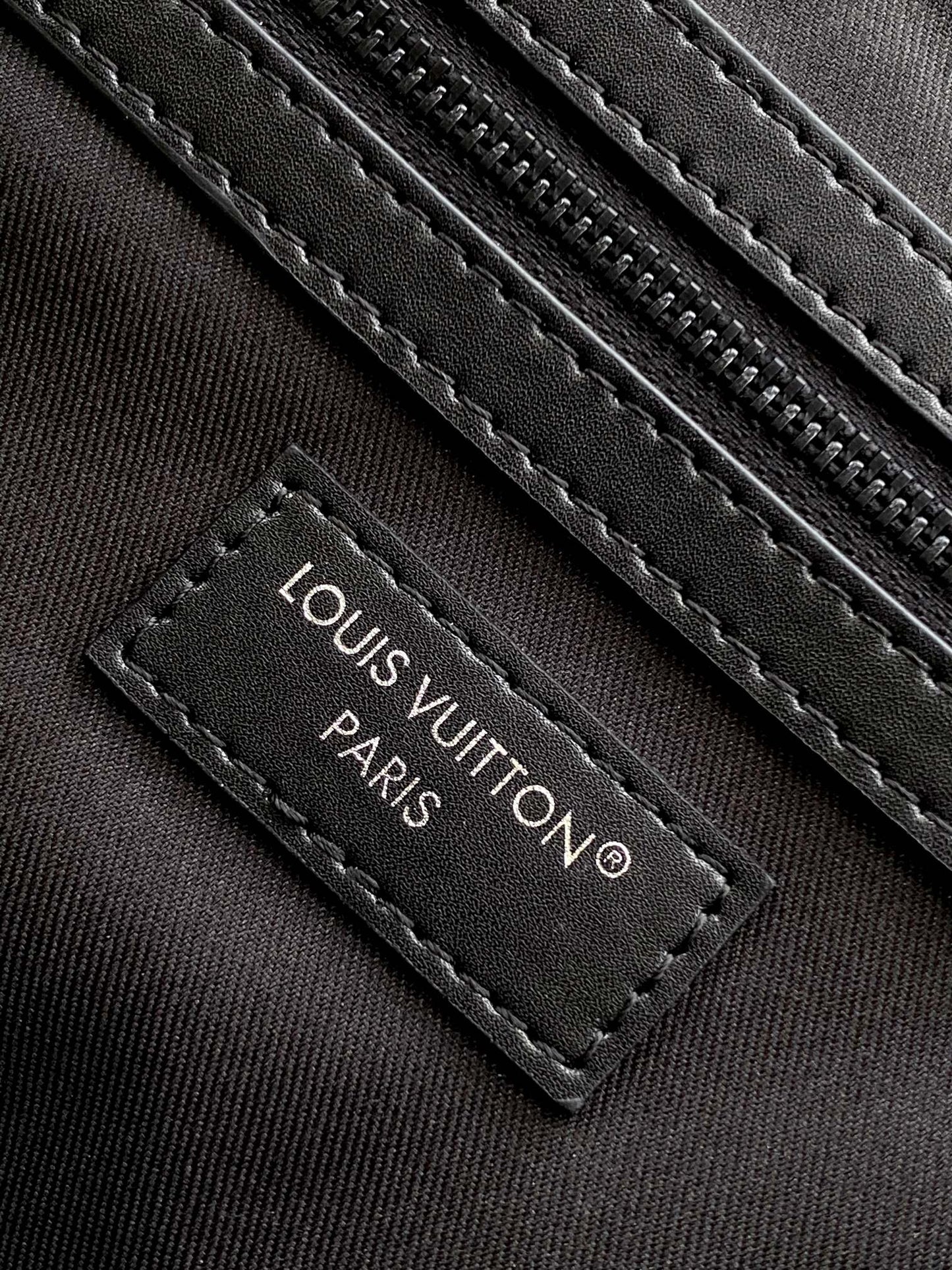 LV Keepall Bandouliere 50 Travel Bag Black Damoflage Canvas mysite