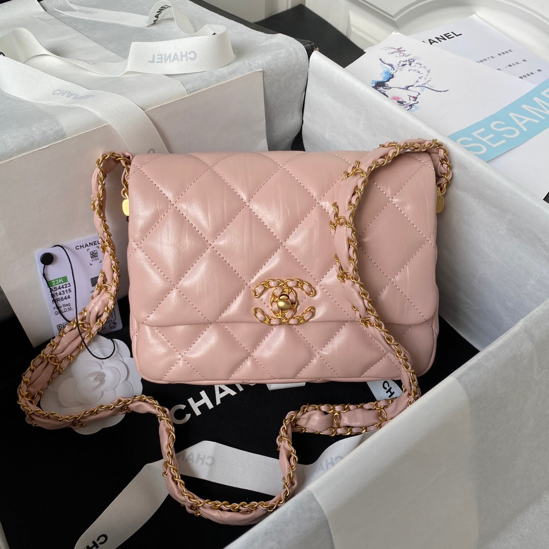 SMALL FLAP BAG 20 IN PEACH PINK LAMBSKIN GOLD HARDWARE mysite