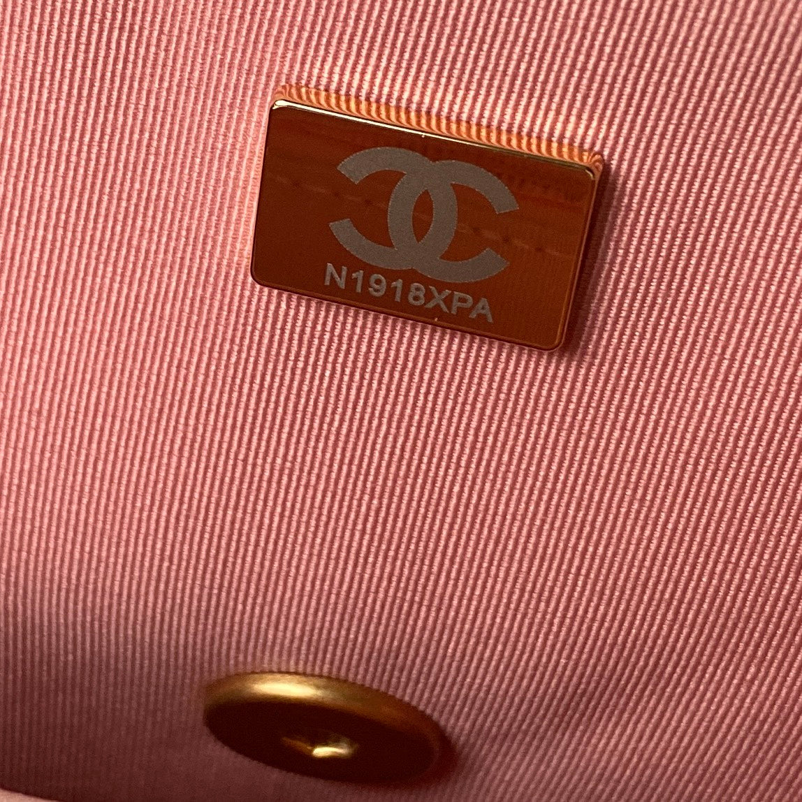 SMALL FLAP BAG 20 IN PEACH PINK LAMBSKIN GOLD HARDWARE mysite