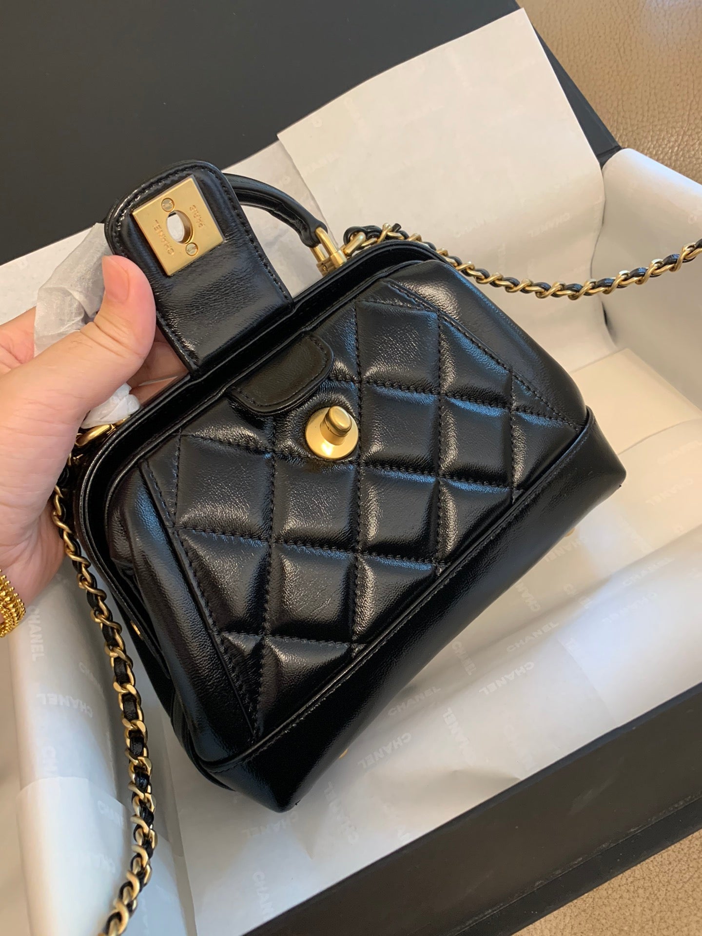 CC 24A 18cm Top Handle Mini Bag Black Lambskin mysite