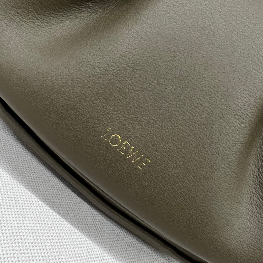 Loew Paseo Shoulder Bag 25cm Dark Olive Cowhide mysite