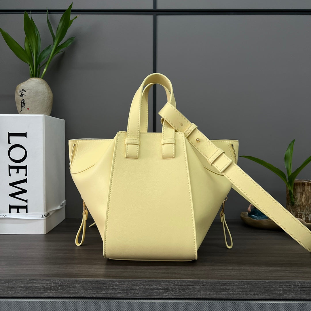 LOE MINI 20 HAMMOCK BAG IN LIGHT YELLOW CALFSKIN mysite