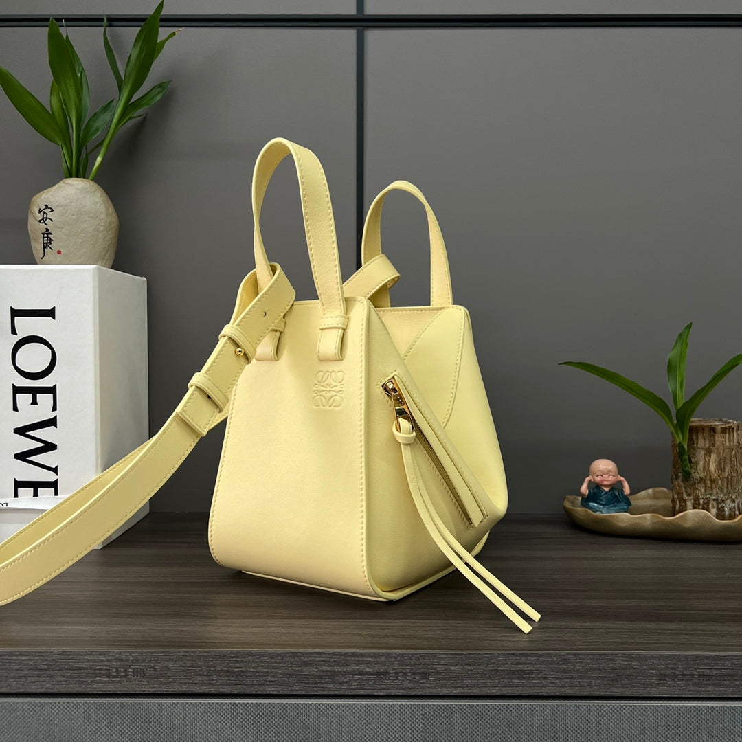 LOE MINI 20 HAMMOCK BAG IN LIGHT YELLOW CALFSKIN mysite