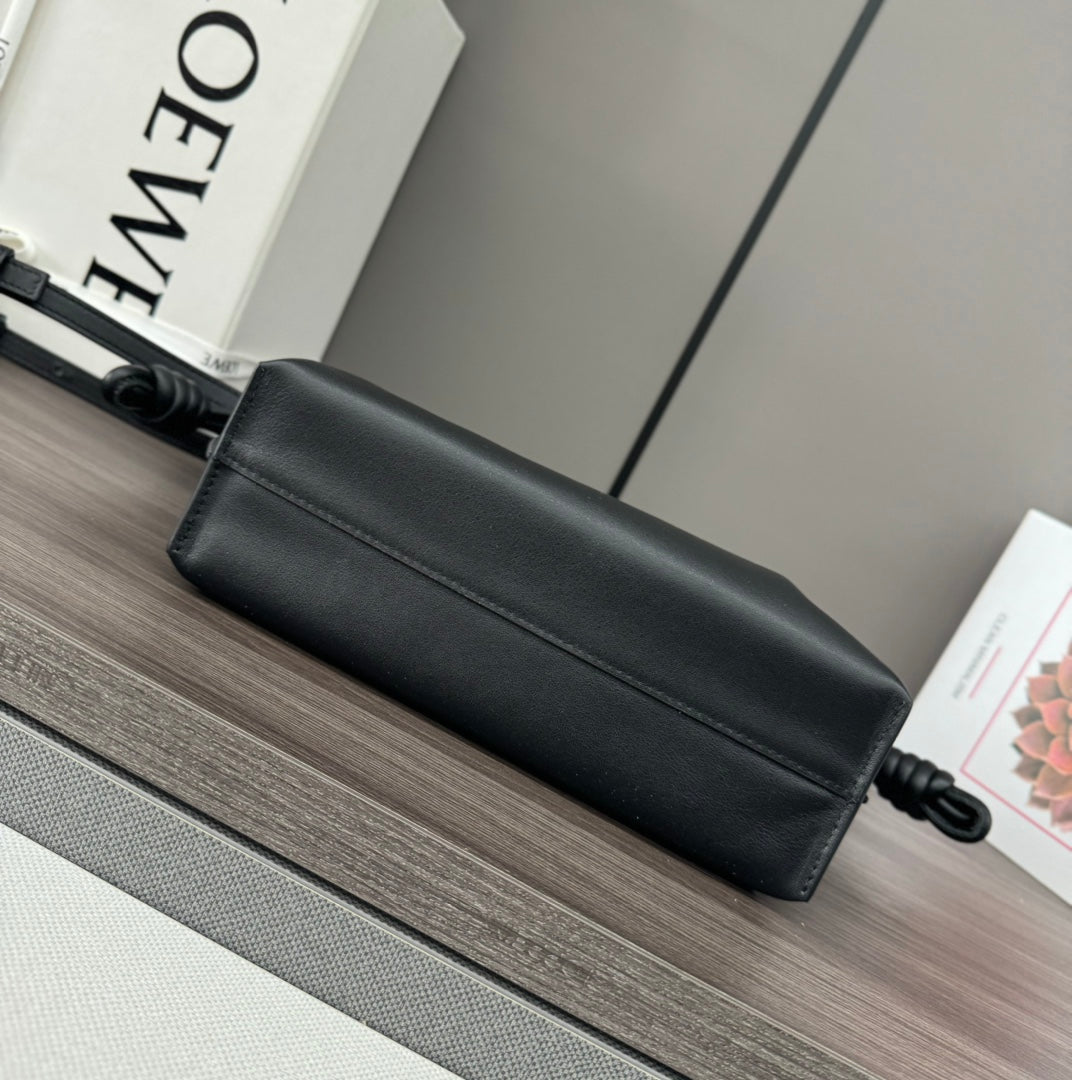 LOE 23 MINI FLAMENCO PURSE BAG IN BLACK NAPPA LAMBSKIN mysite