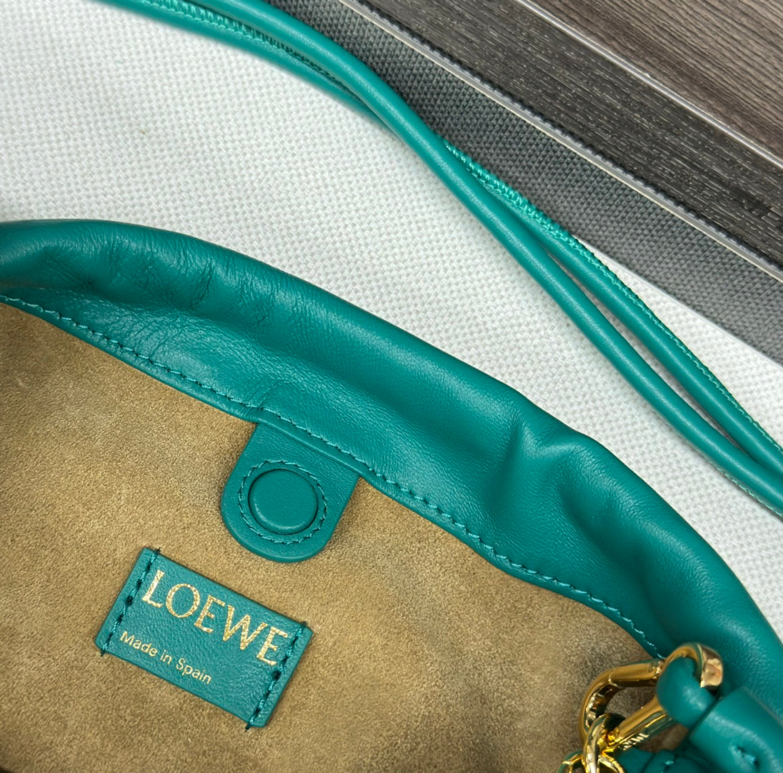 LOE 23 FLAMENCO PURSE BUCKET IN TEAL GREEN LAMBSKIN mysite
