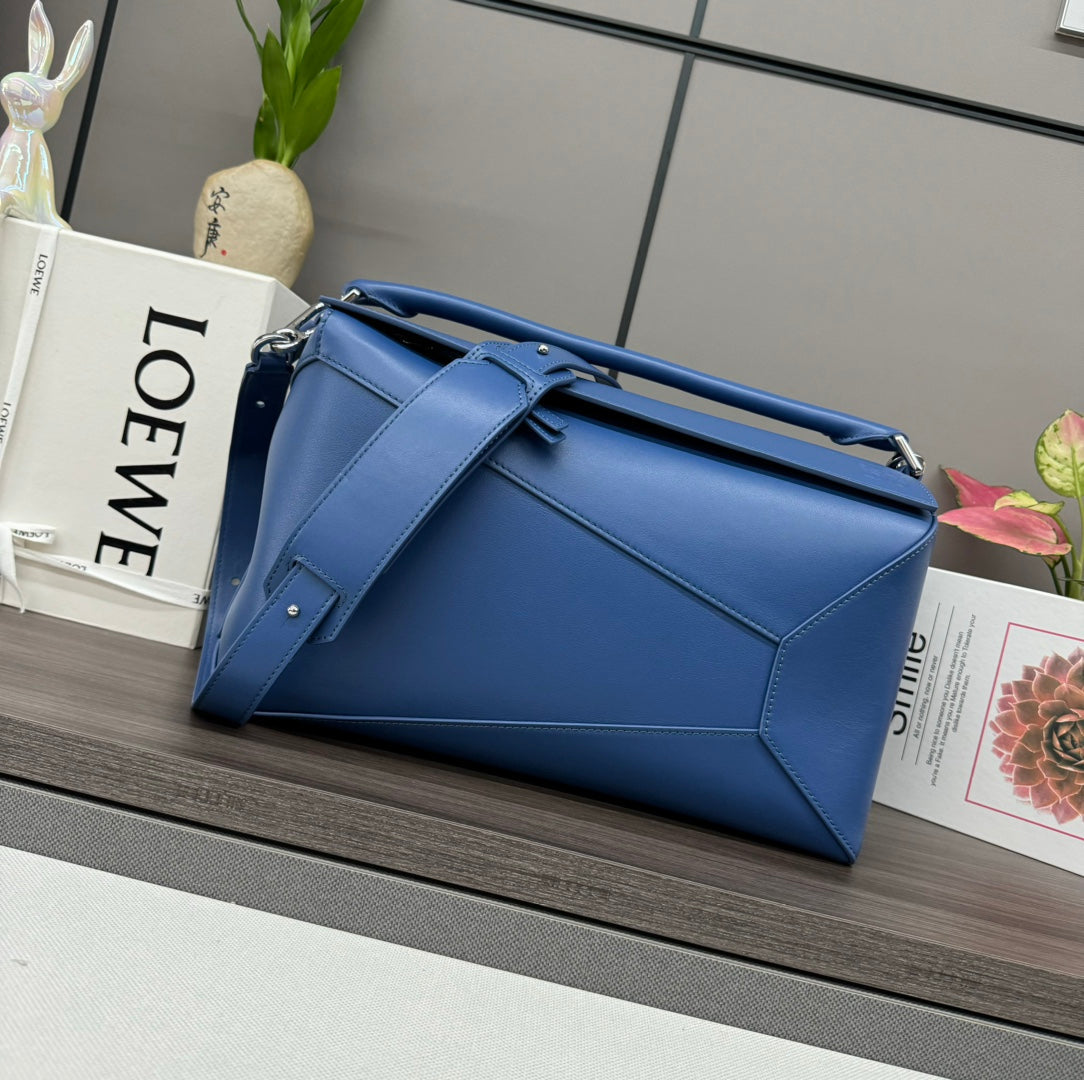 LOE PUZZLE 33 BAG IN COBALT BLUE CALFSKIN mysite