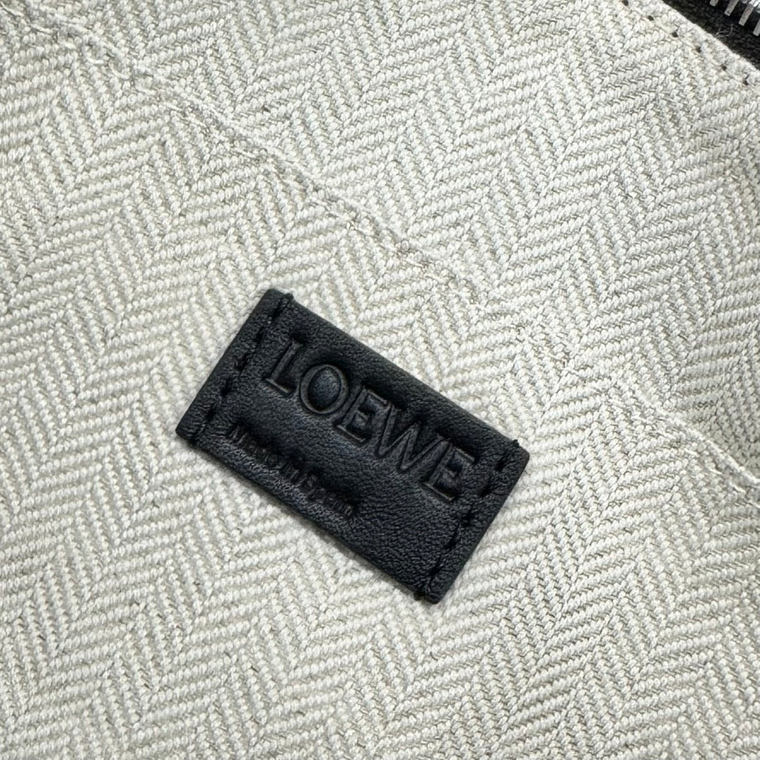 PUZZLE FOLD WASH 22 BAG IN BLACK SHINY CALFSKIN mysite