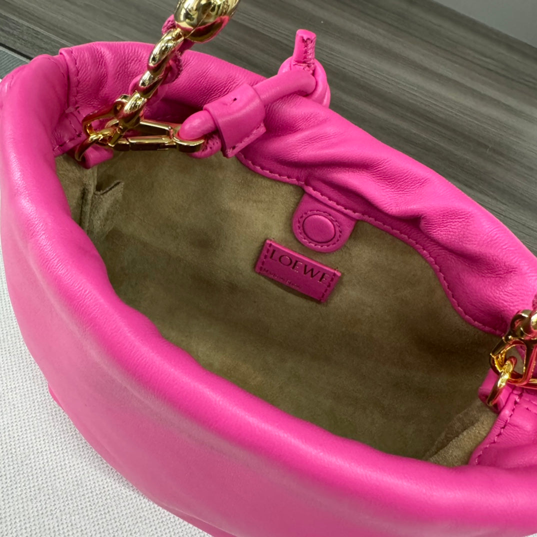 LOE 23 FLAMENCO PURSE BUCKET IN FUSICA PINK LAMBSKIN mysite