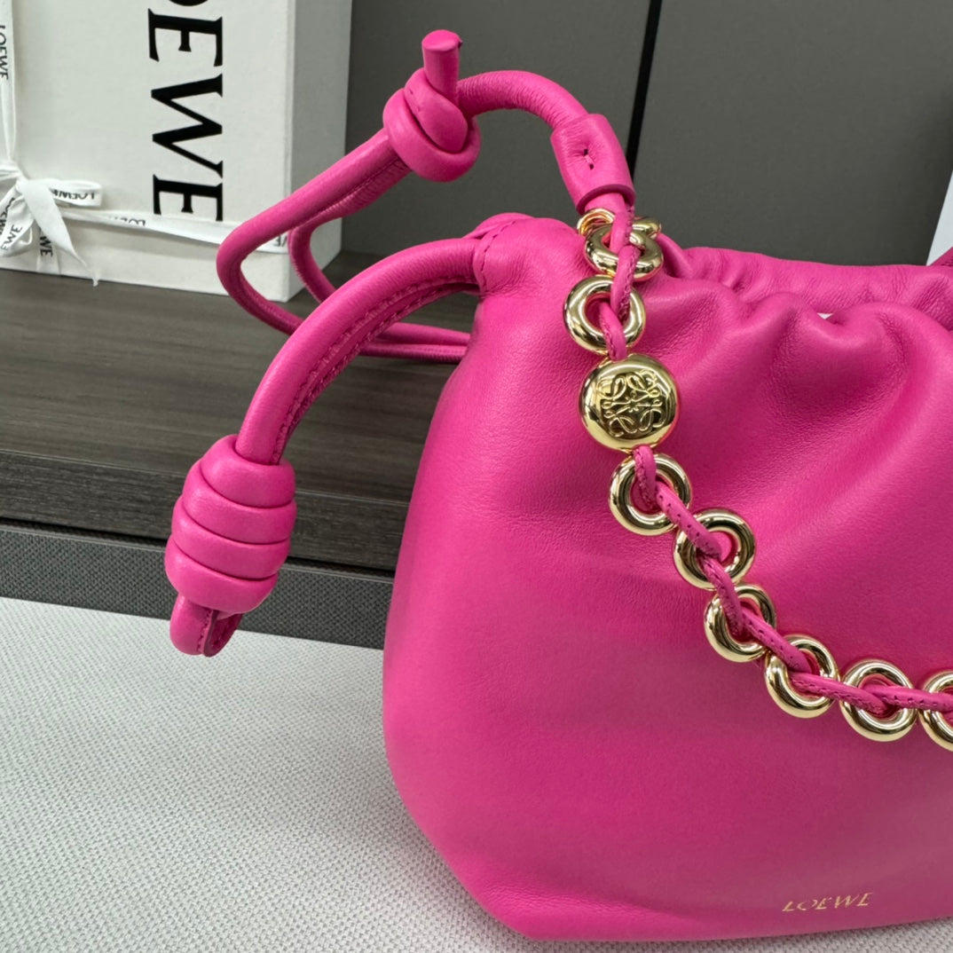 LOE 23 FLAMENCO PURSE BUCKET IN FUSICA PINK LAMBSKIN mysite