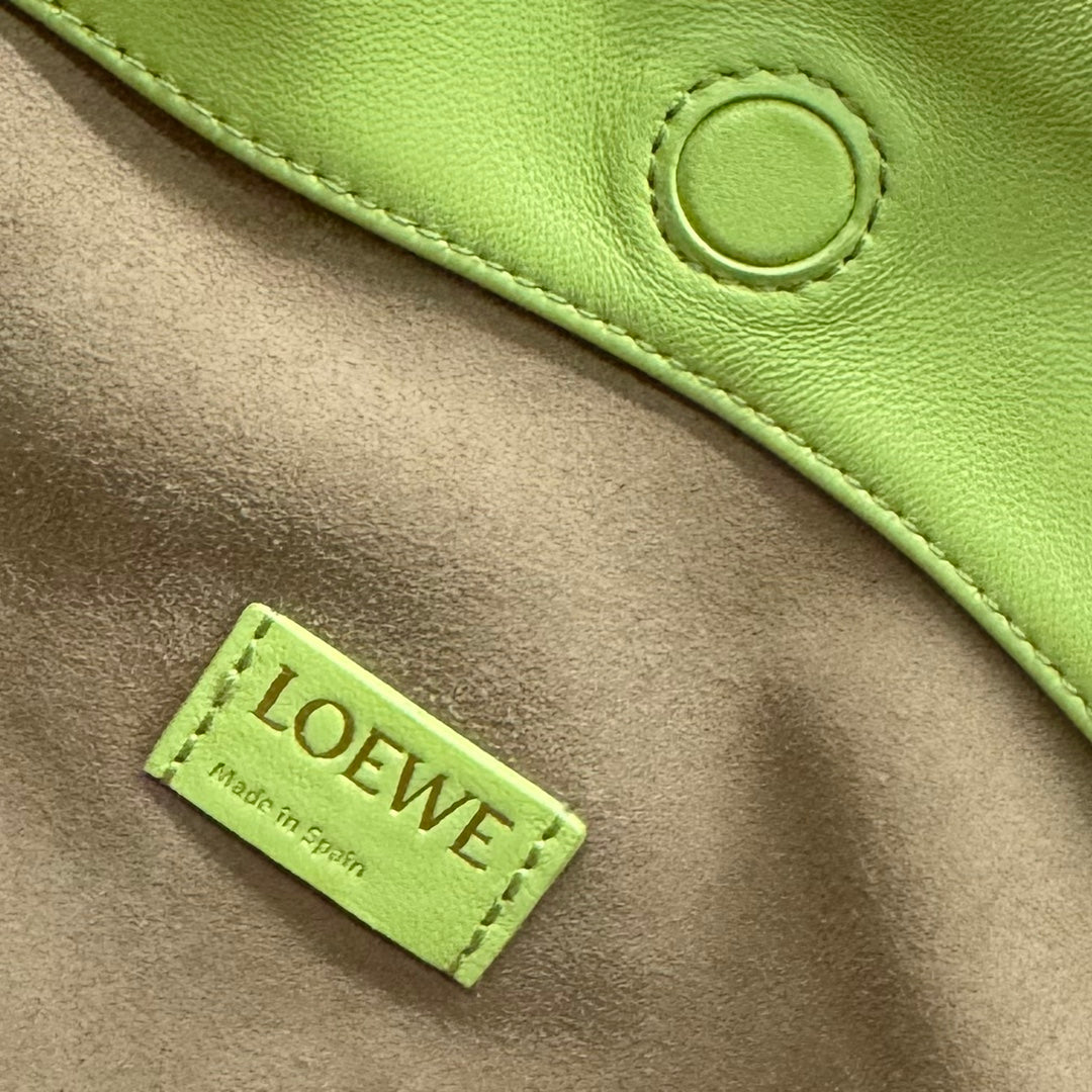 Loewe Flamenco Purse 30 Lime Lambskin Ghw mysite
