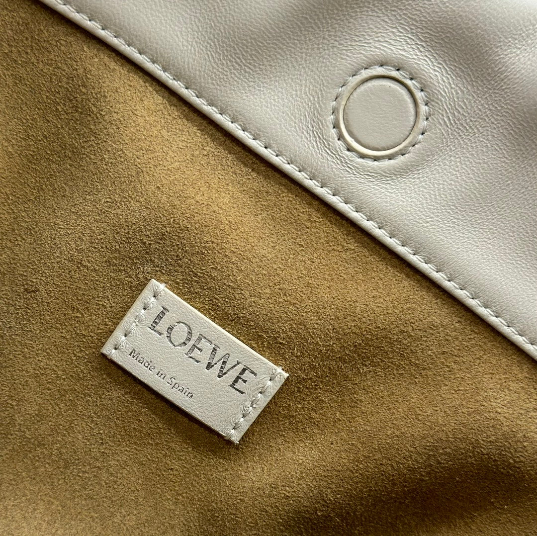 Loewe Flamenco Purse 30 White Lambskin Shw mysite
