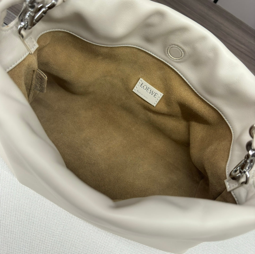 Loewe Flamenco Purse 30 White Lambskin Shw mysite
