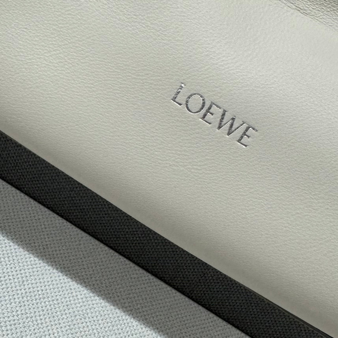 Loewe Flamenco Purse 30 White Lambskin Shw mysite