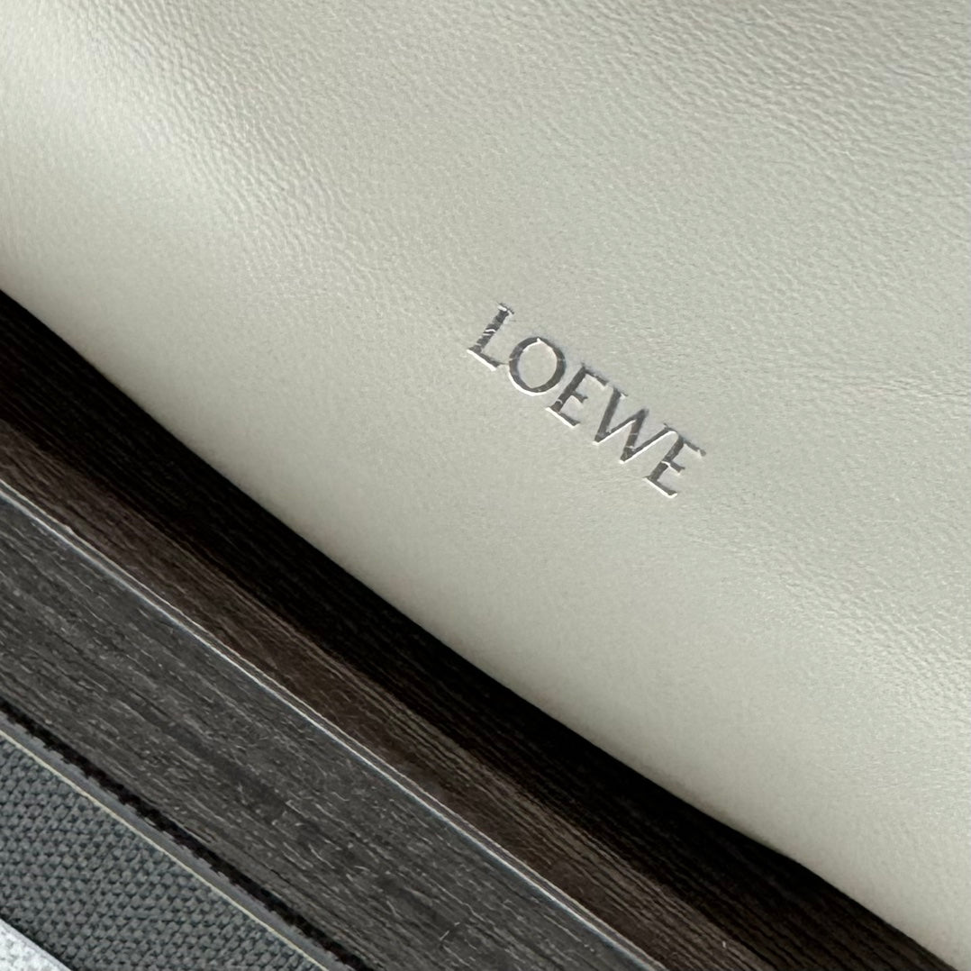 Loewe Flamenco Purse 23 White Lambskin Shw mysite