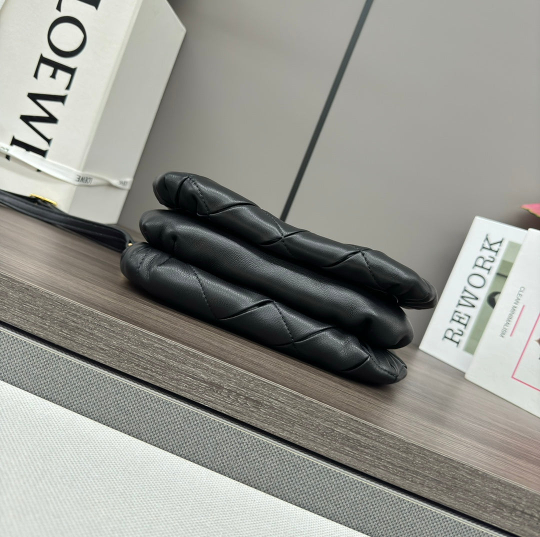 LOE 20 PUFFER GOYA BAG IN BLACK NAPPA LAMBSKIN mysite