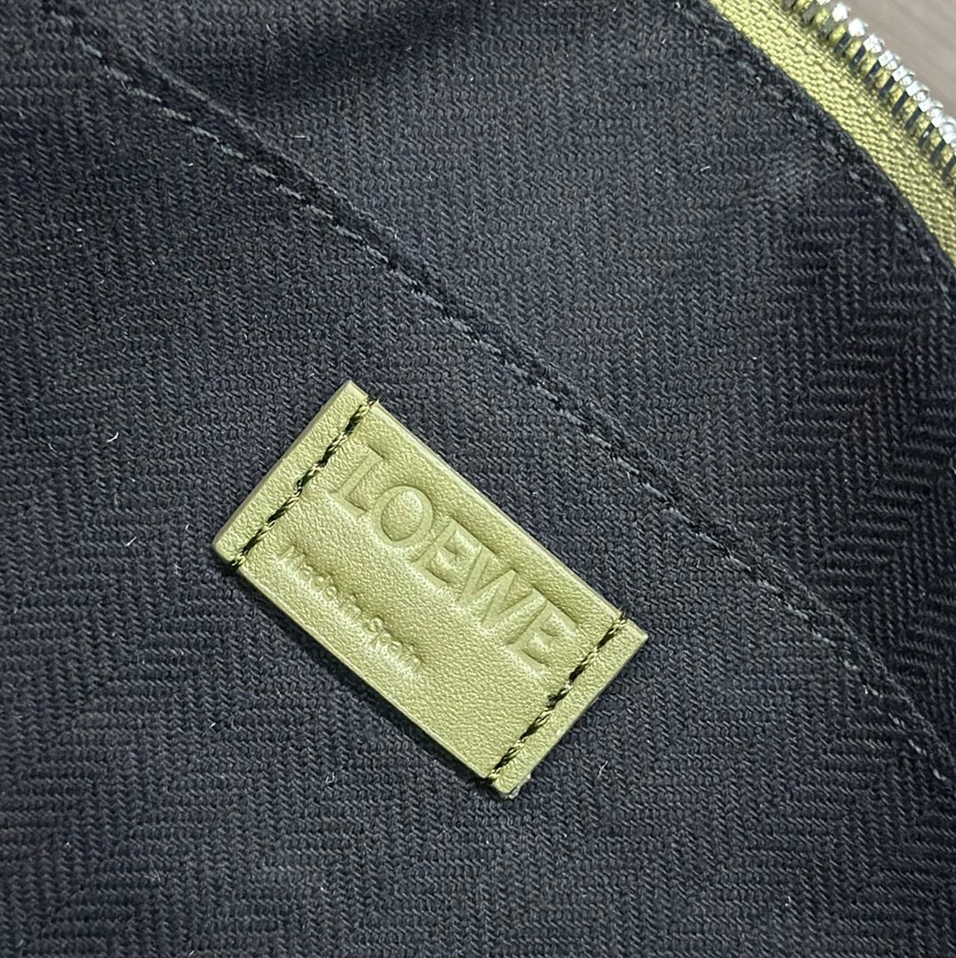 PUZZLE FOLD WASH 22 BAG IN ARMY GREEN SHINY CALFSKIN mysite