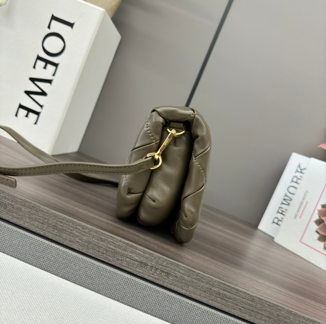 Loewe 25s Puffer Goya Bag 20 Khaki Green Lambskin mysite