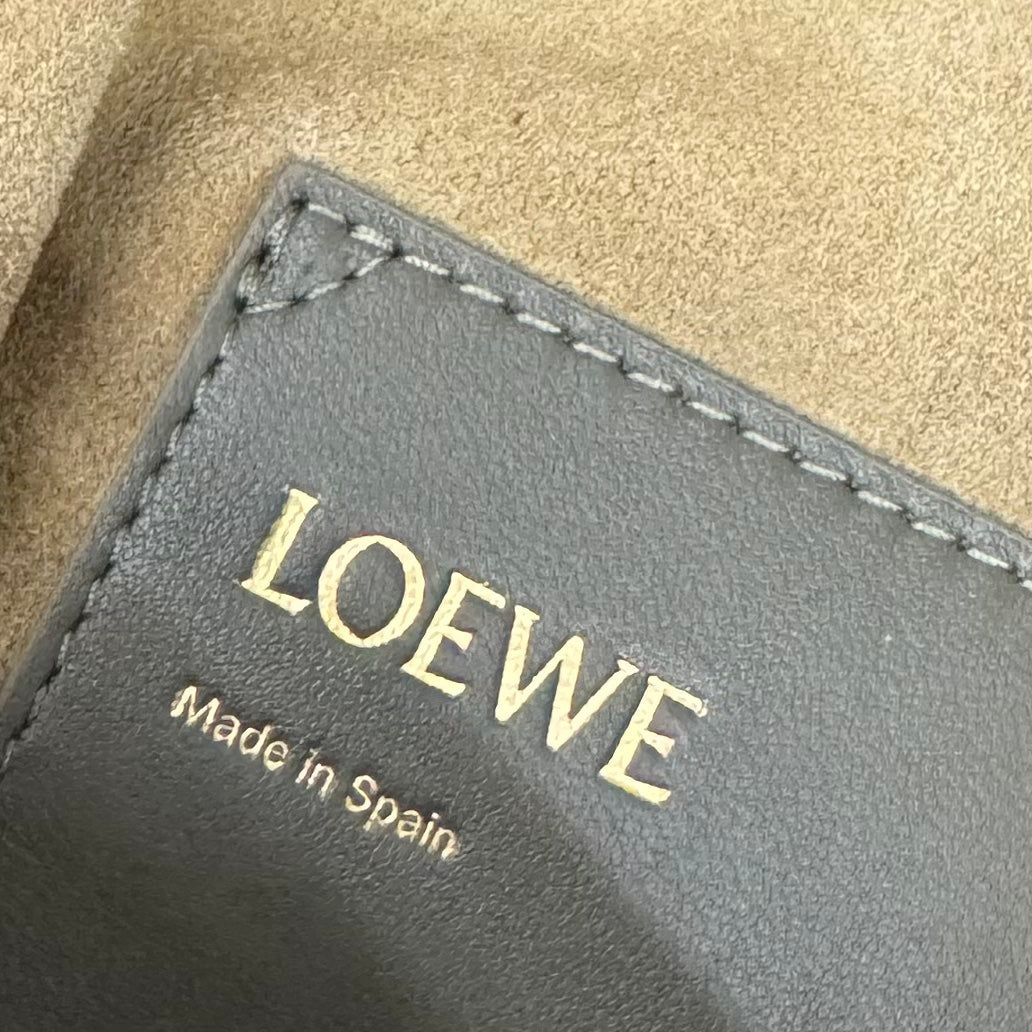 Loewe Flamenco Purse Bucket 32 Olive Lambskin Ghw mysite