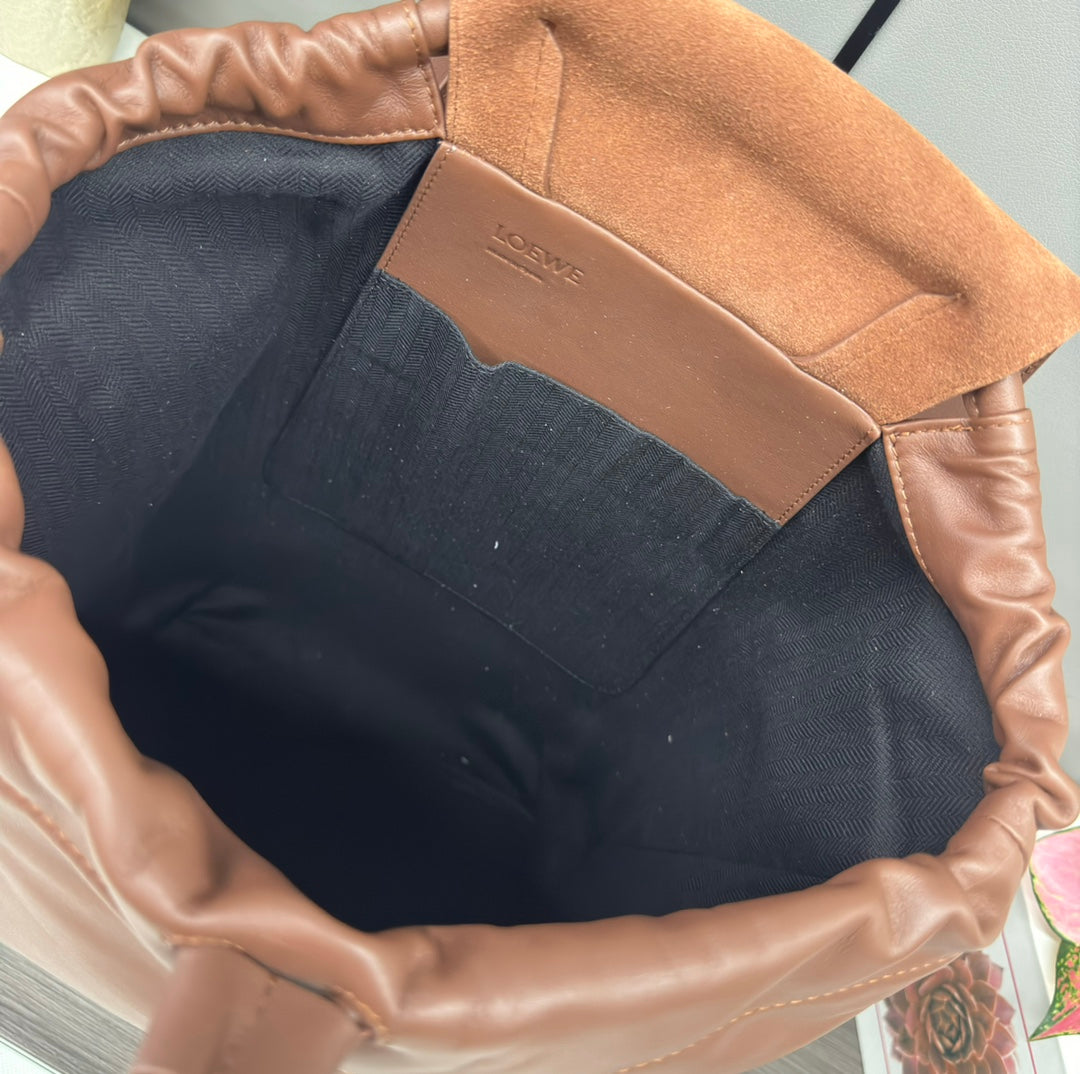 FLAMENCO 40 BACKPACK IN CHESTNUT BROWN SHINY SUPPLE CALFSKIN mysite