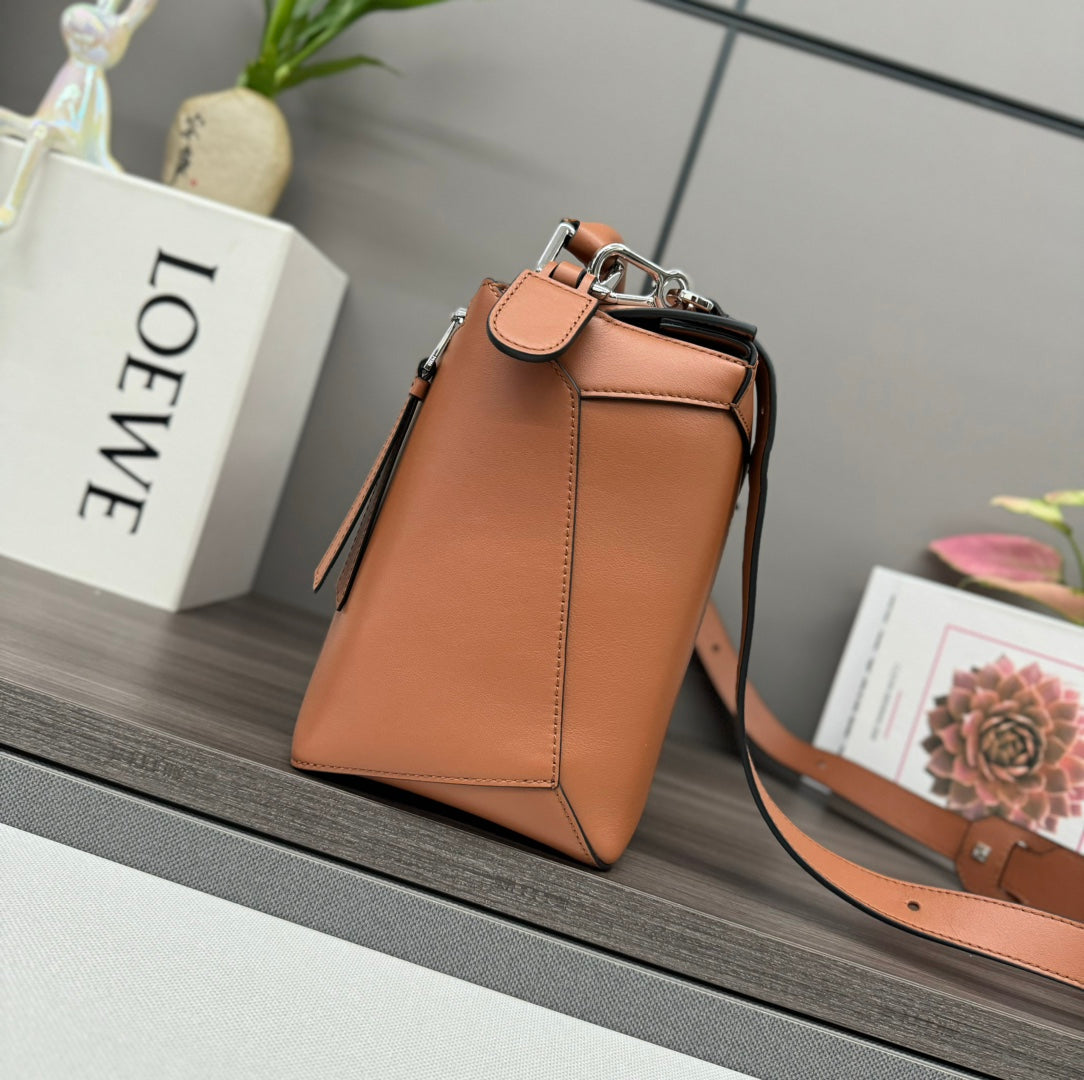 LOE PUZZLE 33 BAG IN BRONZE BROWN CALFSKIN mysite