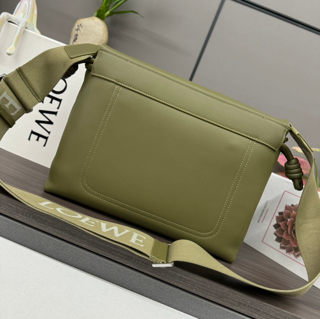 FLAMENCO SATCHEL 34 IN ARMY GREEN SHINY SUPPLE CALFSKIN mysite