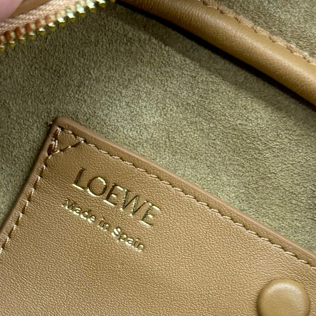 AMAZONA 23 CROPPED BAG IN PEANUT BROWN SOFT GRAINED CALFSKIN mysite