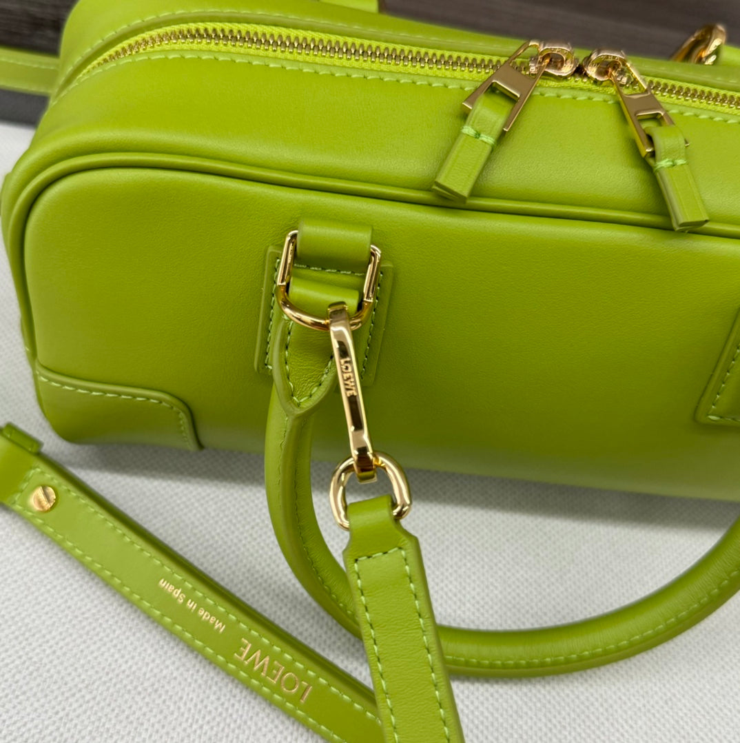 AMAZONA 23 CROPPED BAG IN PEAR GREEN SOFT GRAINED CALFSKIN mysite